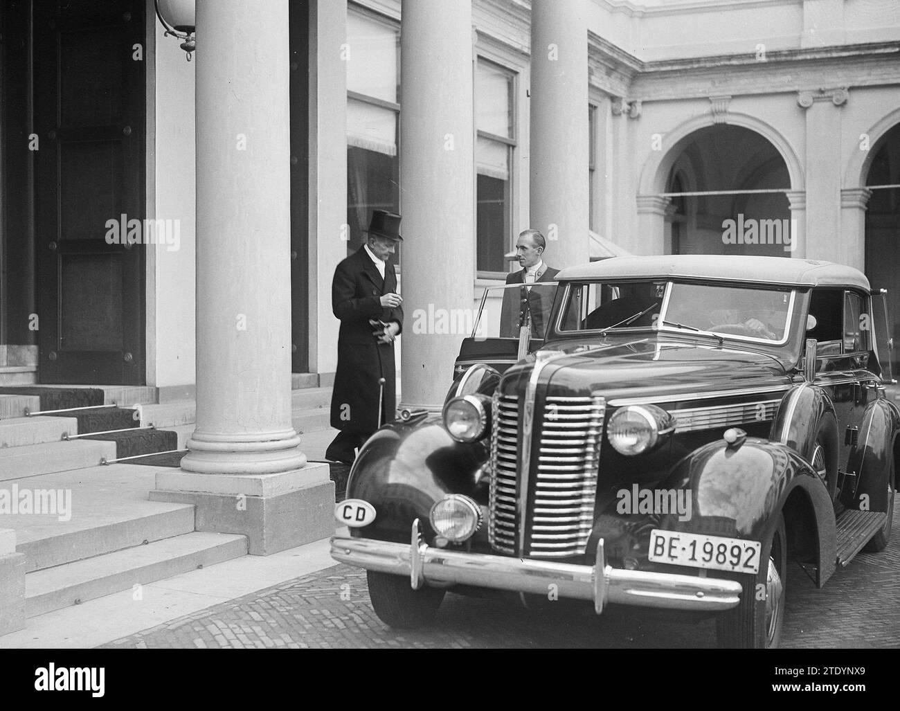 Empfang des Diplomatischen Korps Noordeinde Palace ca. 1945 Stockfoto