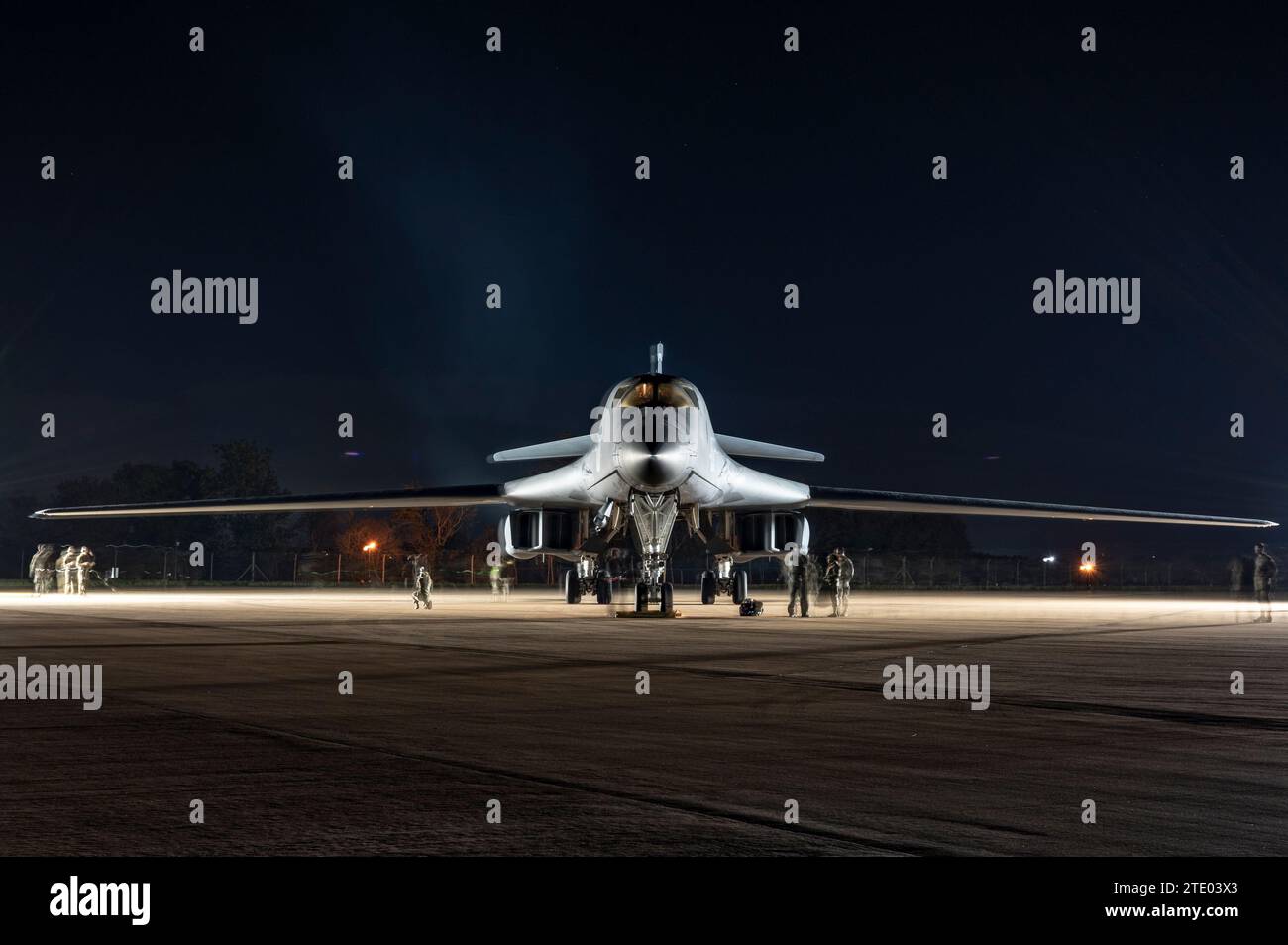 Eine B-1B Lancer parkt am 26. Oktober 2023 auf der Fluglinie bei RAF Fairford, Großbritannien. Foto von Ryan Hayman Stockfoto