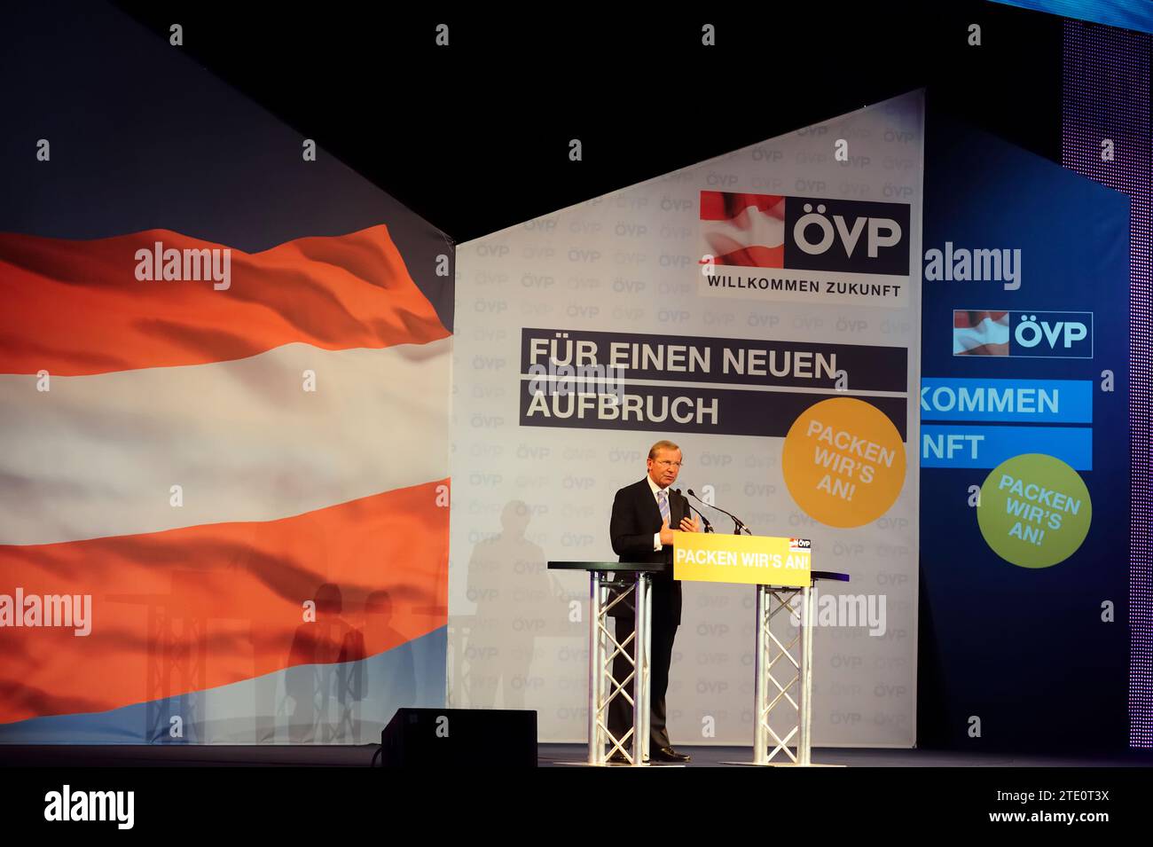 Wien, Österreich. September 2013. ÖVP-Wahlkampf startet. Wilfried Haslauer Junior, Landeshauptmann des Landes Salzburg seit Juni 2013 Stockfoto