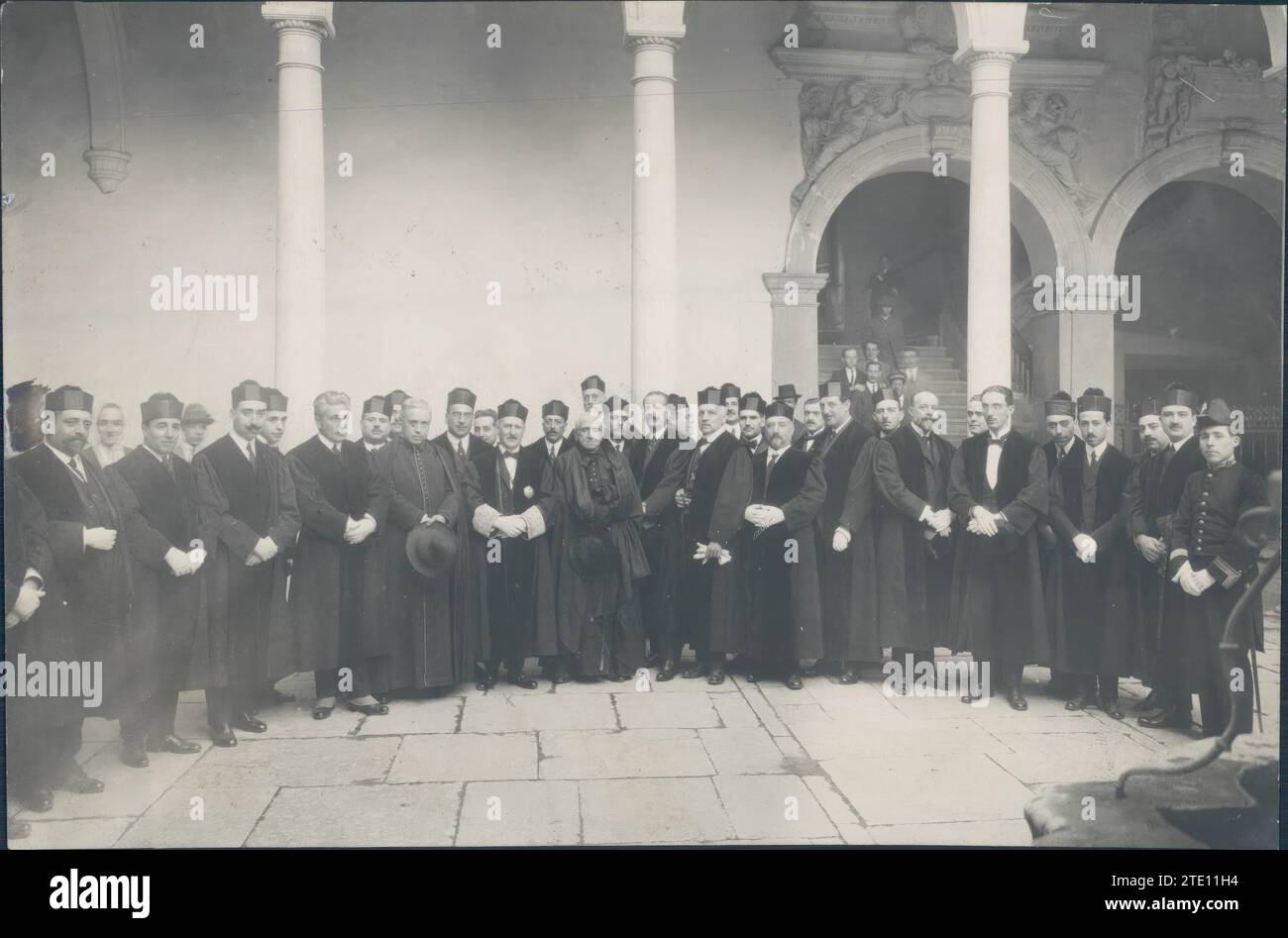 10/31/1919. Die Anwälte Von Granada. Die Anwälte des Granada College vor dem Bankett, mit dem sie vom Dekan, Mr. Camacho, überreicht wurden. Quelle: Album / Archivo ABC / Manuel Torres Molina Stockfoto