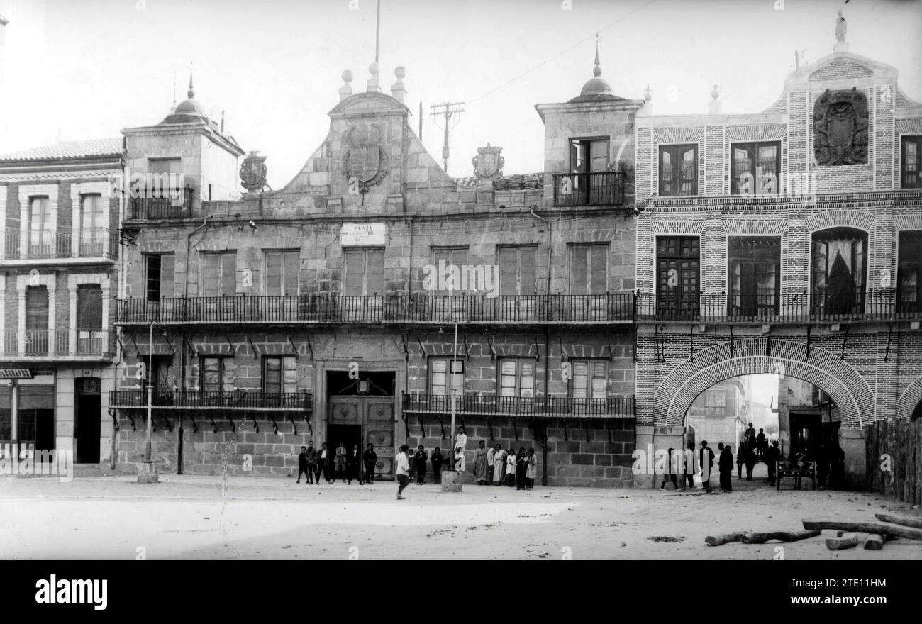 12/31/1929. Blick auf die Stadthallen und den Hauptplatz der Stadt Medina del Campo (Valladolid). Quelle: Album/Archivo ABC Stockfoto
