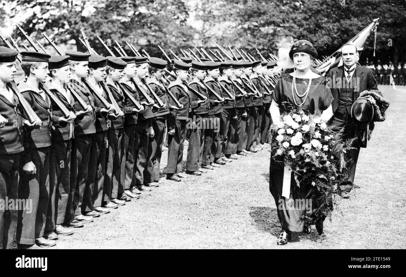 Eulalia de borbon Fotos und Bildmaterial in hoher Auflösung Alamy