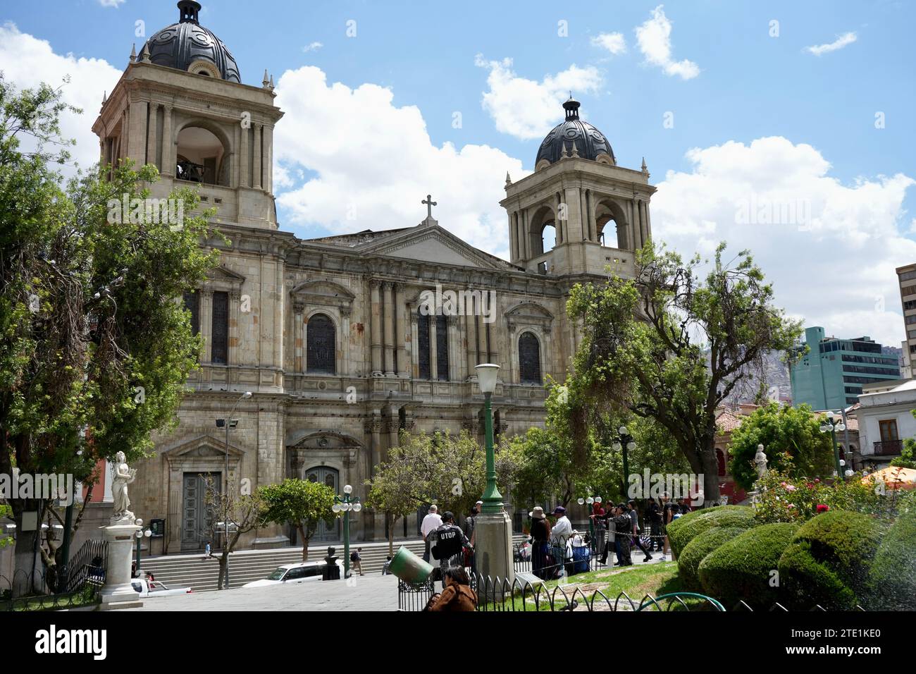 Die Kathedrale Basilika unserer Lieben Frau des Friedens auf der Plaza Murillo. La Paz, Bolivien. Stockfoto