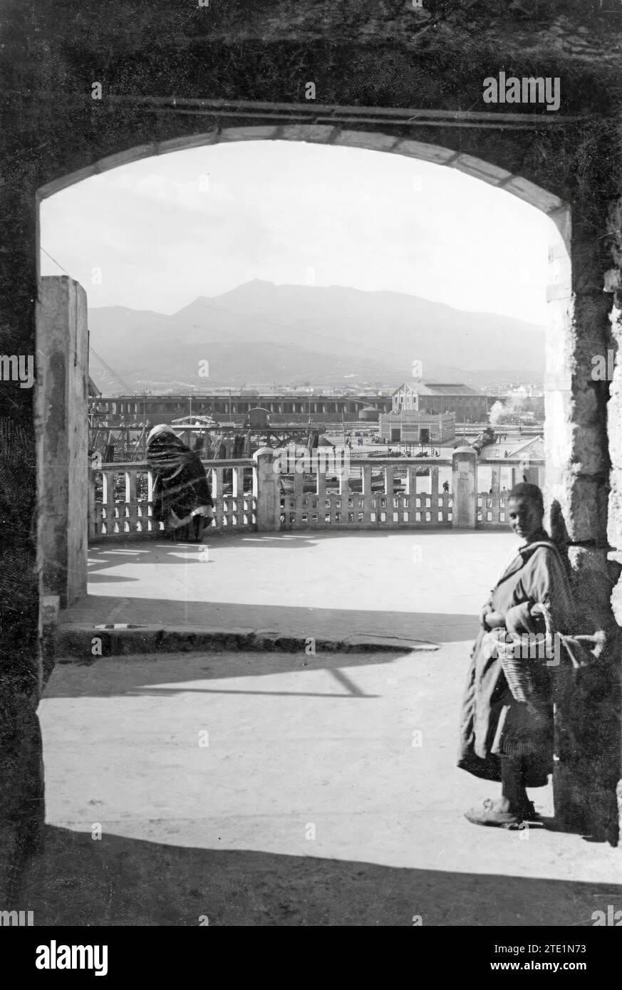 05/03/1933. Blick aus der Altstadt. Im Hintergrund „The Gurugú“. Foto: S. Zarco. Quelle: Album / Archivo ABC / Salvador Zarco Stockfoto