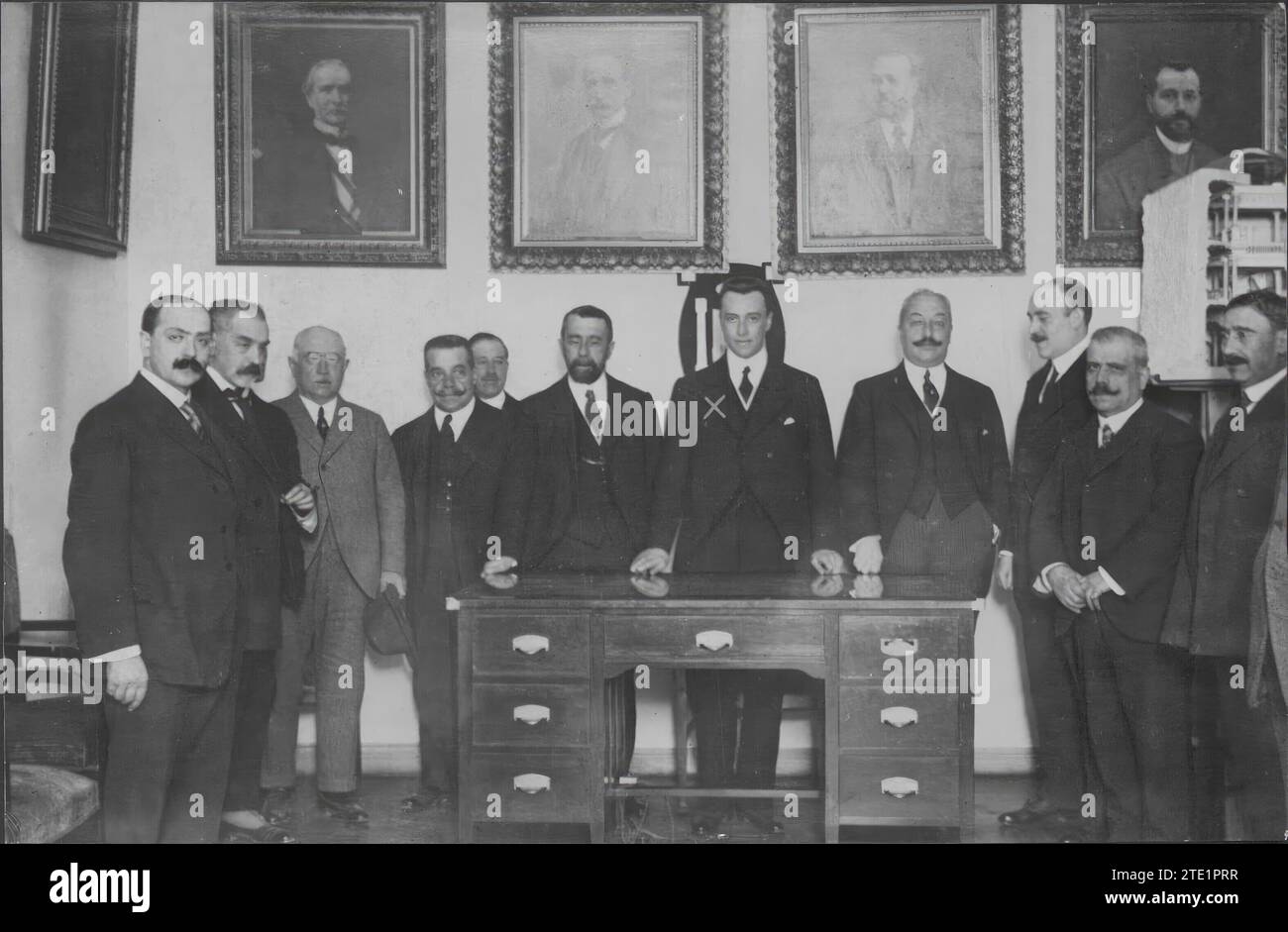 02/28/1919. Madrid. Im Kreis der Handelsunion. Der Präsident des Provinzrates, Herr Fernández (X), hielt einen Vortrag über das Verkehrsproblem. Quelle: Album / Archivo ABC / Ramón Alba Stockfoto