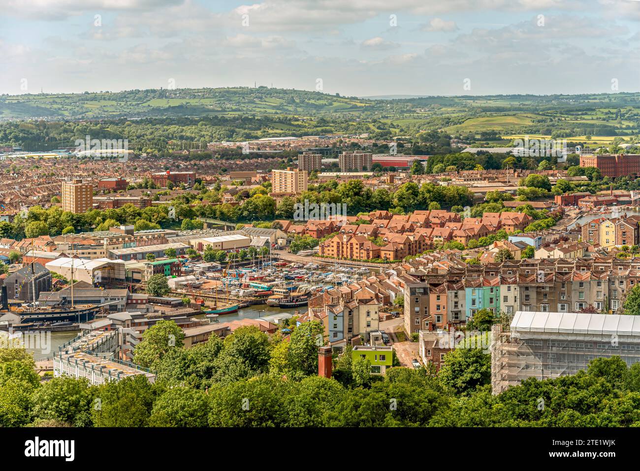 Blick auf die Stadt Bristol vom Brandon Hill, vom Cabot Tower aus gesehen, Somerset, England, Großbritannien Stockfoto