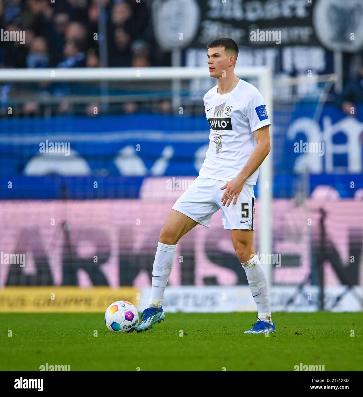 Karlsruhe, Deutschland. Dezember 2023. Frederik Jaekel (SV Elversberg