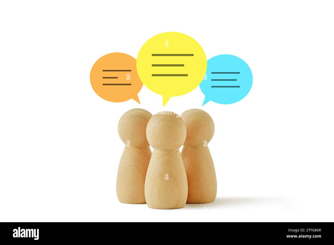 Gruppe der Holzpfähle mit Sprachblasen - Konzept von Netzwerk und Kommunikation Stockfoto