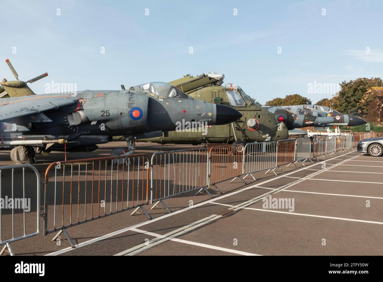 England, West Sussex, Chichester, Tangmere Military Aviation Museum, Ausstellung von Vintage Airforce Kampfflugzeuge Stockfoto