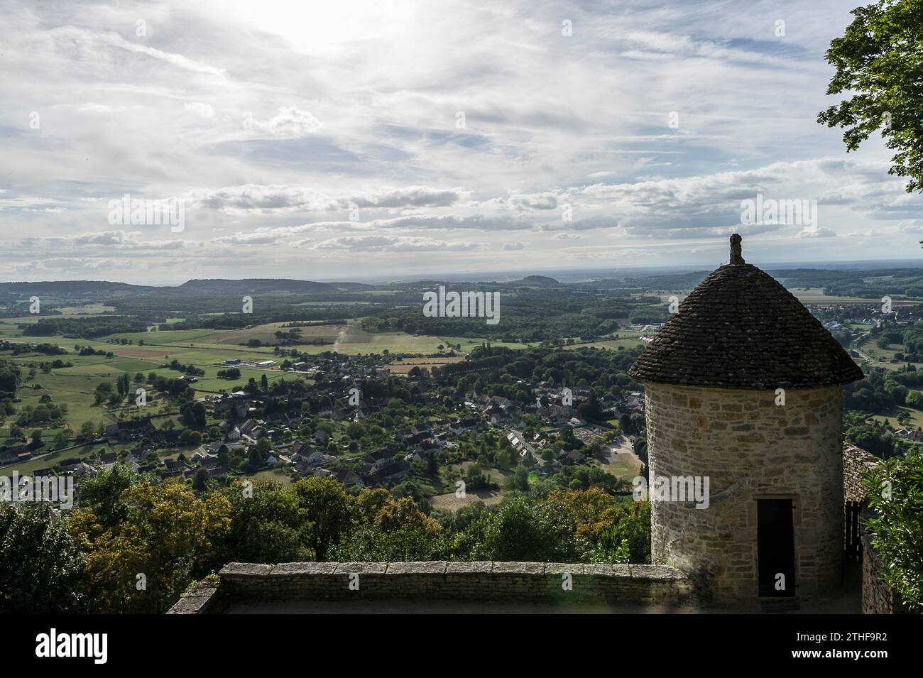 La cite comtoise EST classe parmi les plus Villages de France | Chateau-Chalon ist der Geburtsort des gelben Weins und zählt zu den meisten Stockfoto