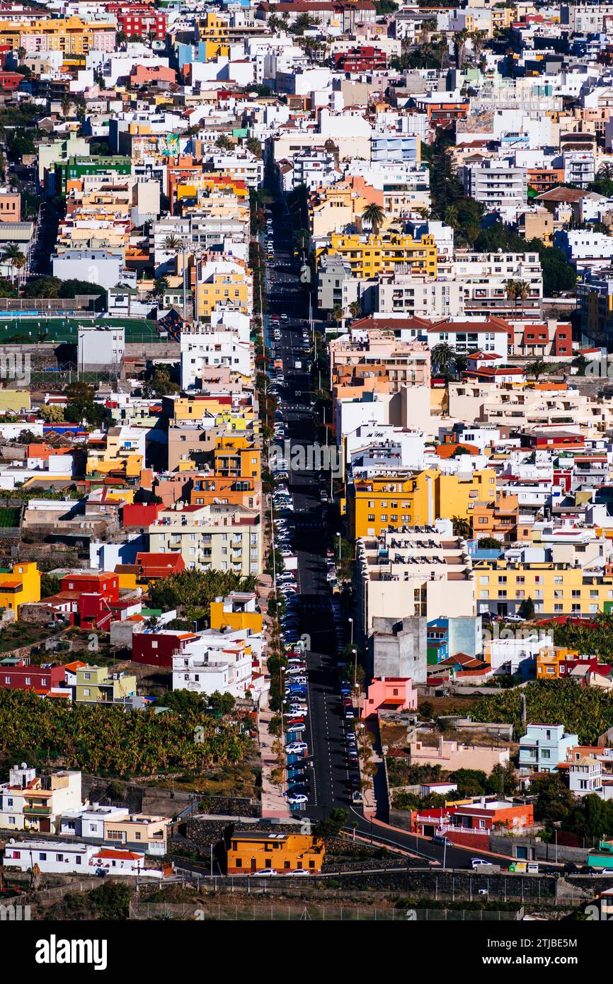 Luftaufnahme. Los Llanos de Aridane ist eine Gemeinde der Provinz Santa Cruz de Tenerife auf den Kanarischen Inseln. Sie befindet sich im Westen der Insel Stockfoto