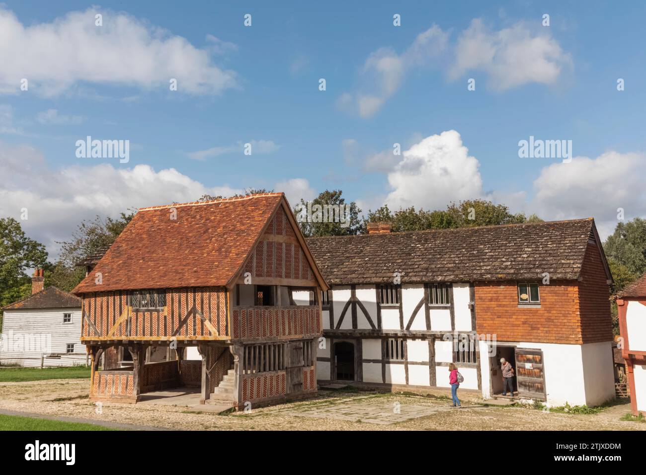 England, West Sussex, Weald and Downland Living Museum, Blick auf historische Gebäude Stockfoto