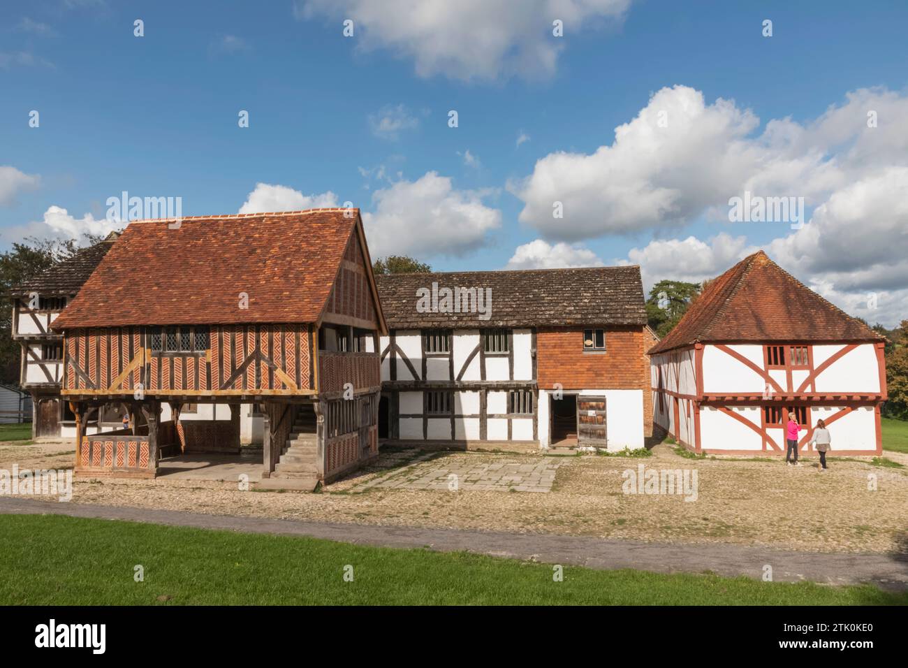 England, West Sussex, Weald and Downland Living Museum, Blick auf historische Gebäude Stockfoto