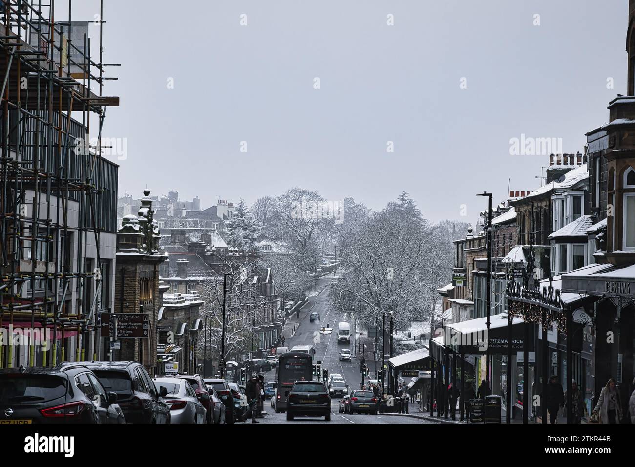 Wunderschöne Aufnahmen der Architektur, aufgenommen mit einer Kamera in Harrogate Stockfoto Wunderschöne Aufnahmen der Architektur, aufgenommen mit einer Kamera in Harrogate Stockfoto