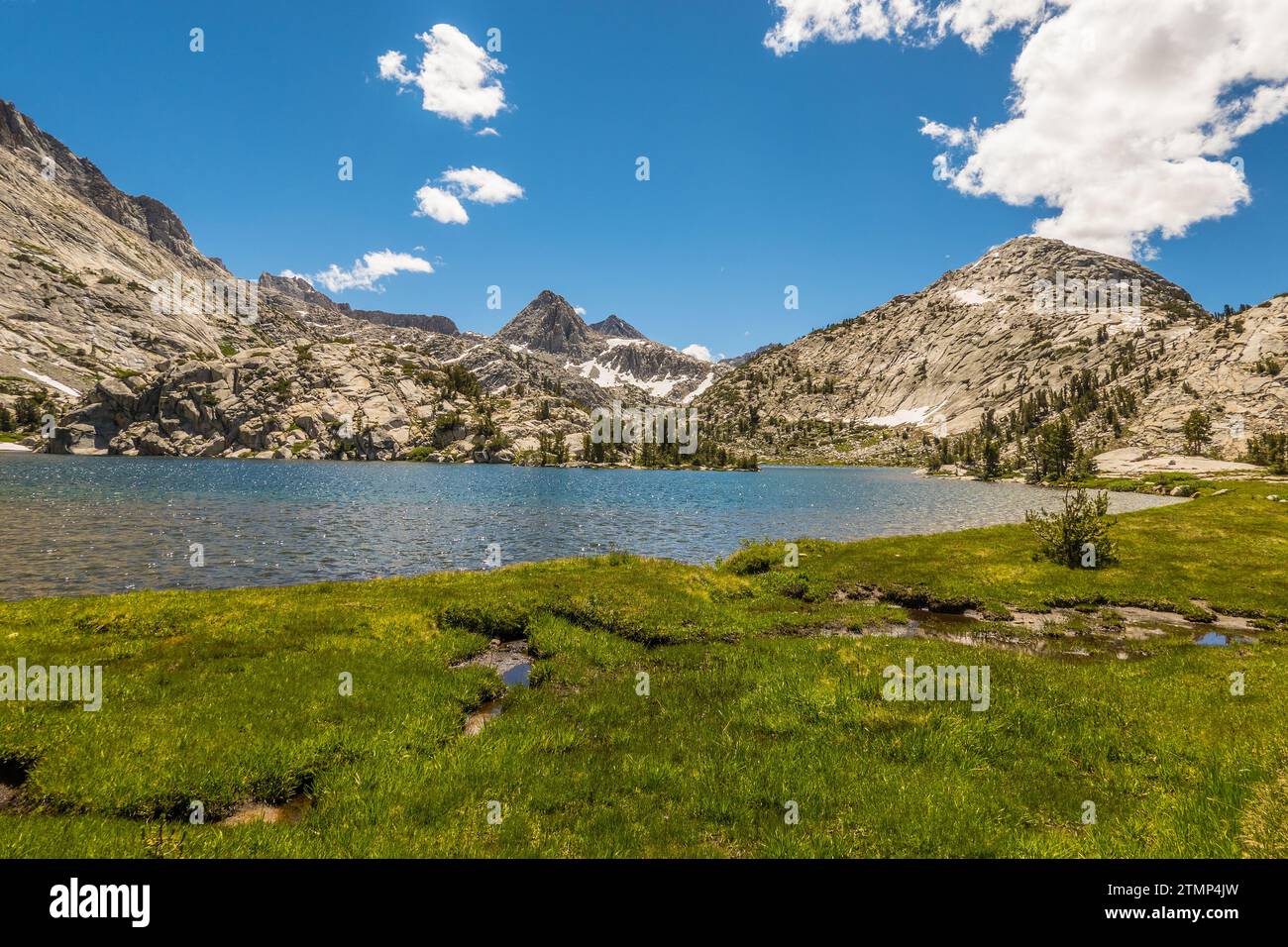 Wunderschöner Blick auf den Evolution Lake und die Berge in den östlichen sierras von Kalifornien Stockfoto