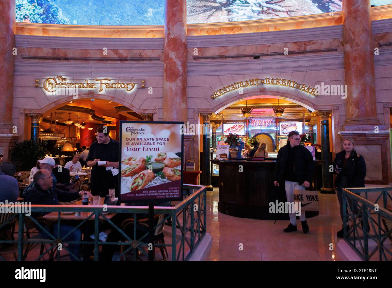 Allgemeine Ansicht der Cheesecake Factory in Las Vegas, Nevada, USA. Bild aufgenommen am 11. Dezember 2023. © Belinda Jiao jiao.bilin@gmail.com 075989312 Stockfoto