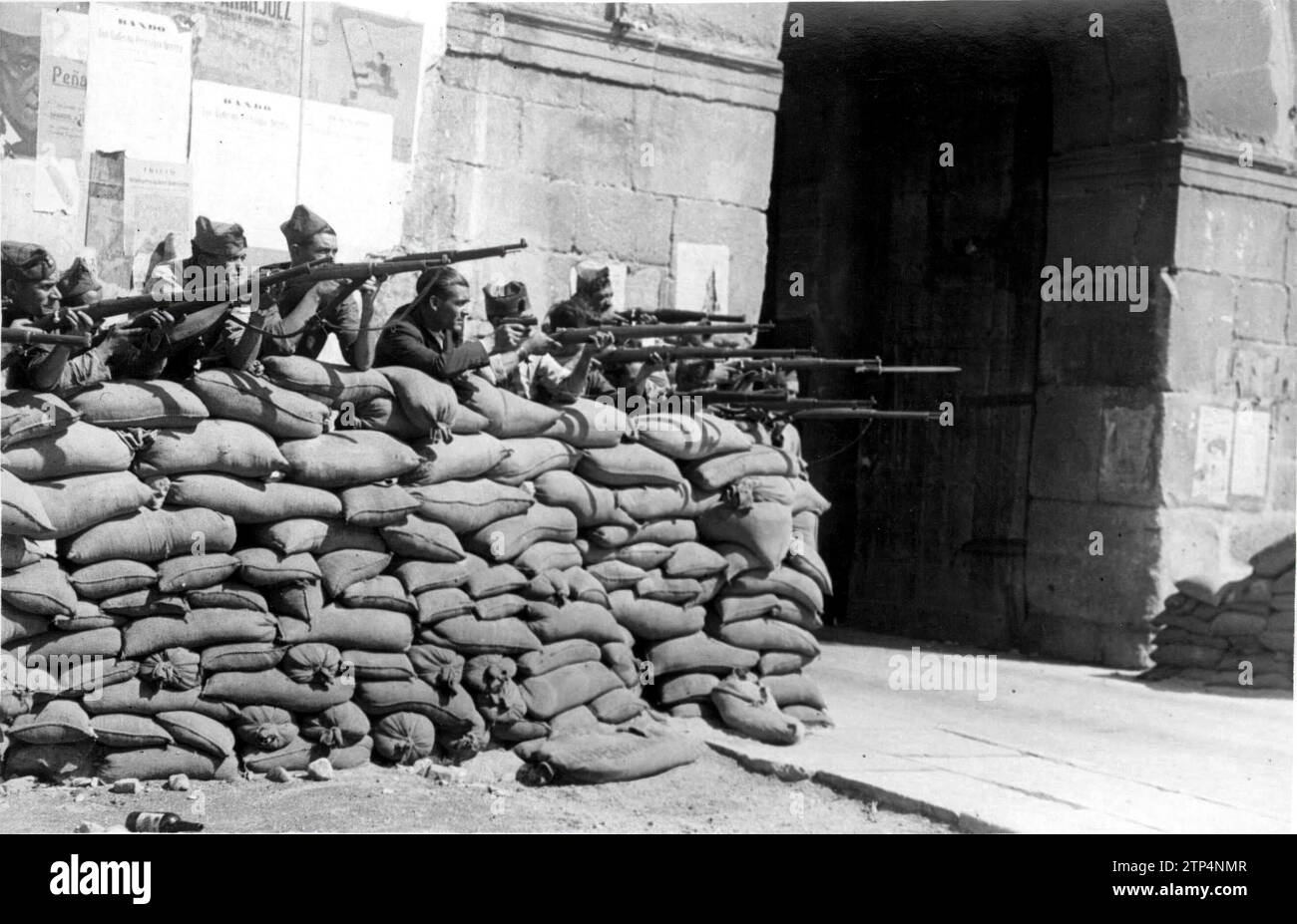 08/31/1936. Die Stadt wurde von den Milizen verteidigt, nachdem sie von den Staatsangehörigen eingenommen worden war. Quelle: Album / Archivo ABC / Cervera Stockfoto