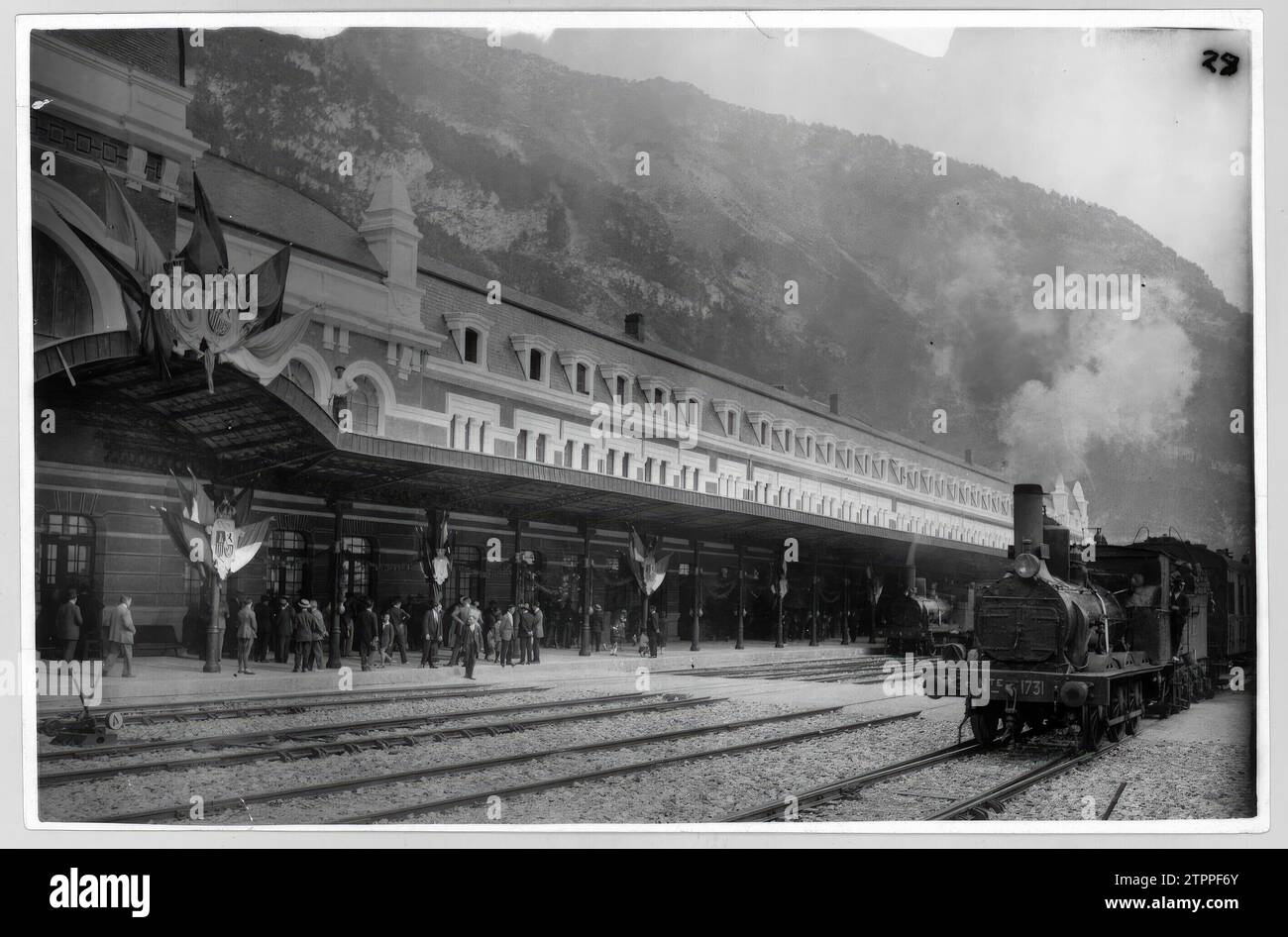 Canfranc (Huesca), 18.07.1928. Einweihung des Bahnhofs Canfranc International (Huesca) und der Eisenbahnstrecke zwischen Frankreich und Spanien. Quelle: Album/Archivo ABC Stockfoto