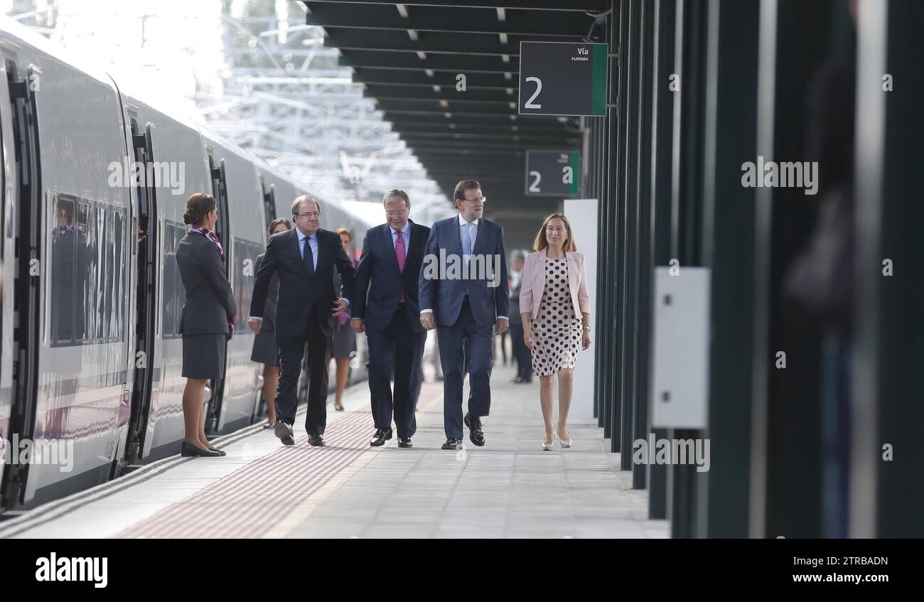 Palencia, 29.09.2015. Einweihung der Madrid León AVE mit Halt in Palencia mit dem Regierungspräsidenten Mariano Rajoy, begleitet von der Ministerin Ana Pastor. Foto: Jaime García ARCHDC. Quelle: Album / Archivo ABC / Jaime García Stockfoto