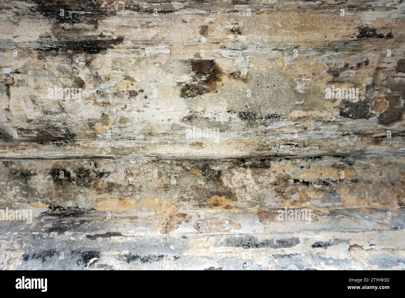 Gesprungene Zementsteinblockoberfläche als Hintergrund für die Konstruktion Stockfoto