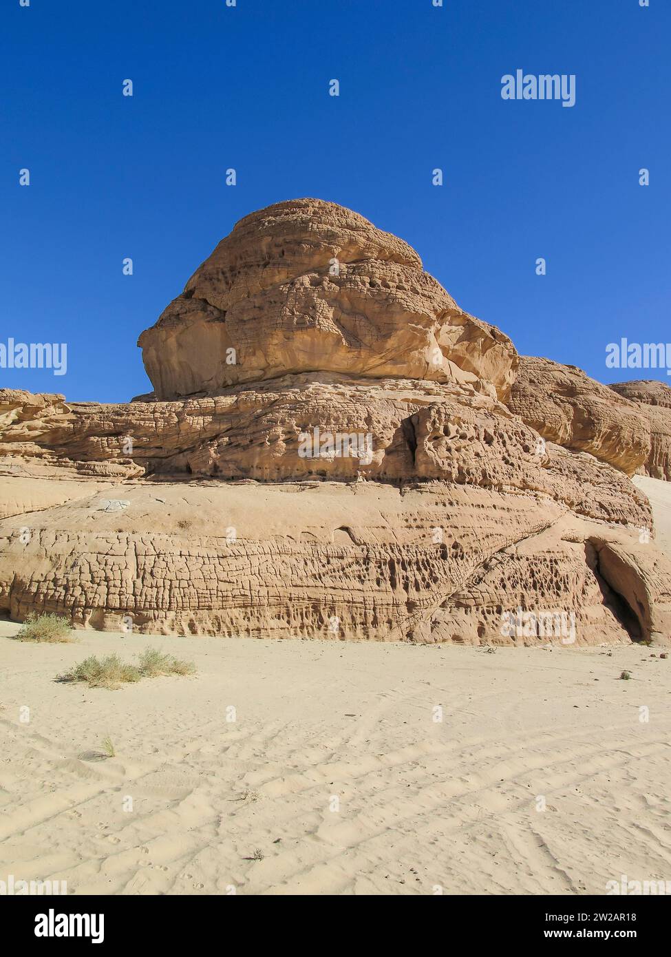 Erodierte Felsen, Berglandschaft im südlichen Sinai zwischen Ain Khudra und Nuwaiba, Ägypten Stockfoto