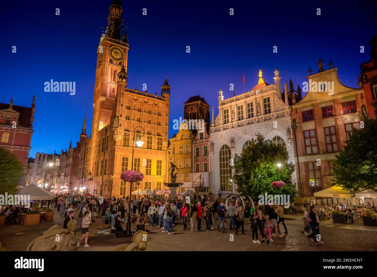 Rechtstädtisches Rathaus, Neptunbrunnen, Artushof, Langer Markt - Dlugi Targ, Altstadt, Danzig, Woiwodschaft Pommern, Polen Stockfoto