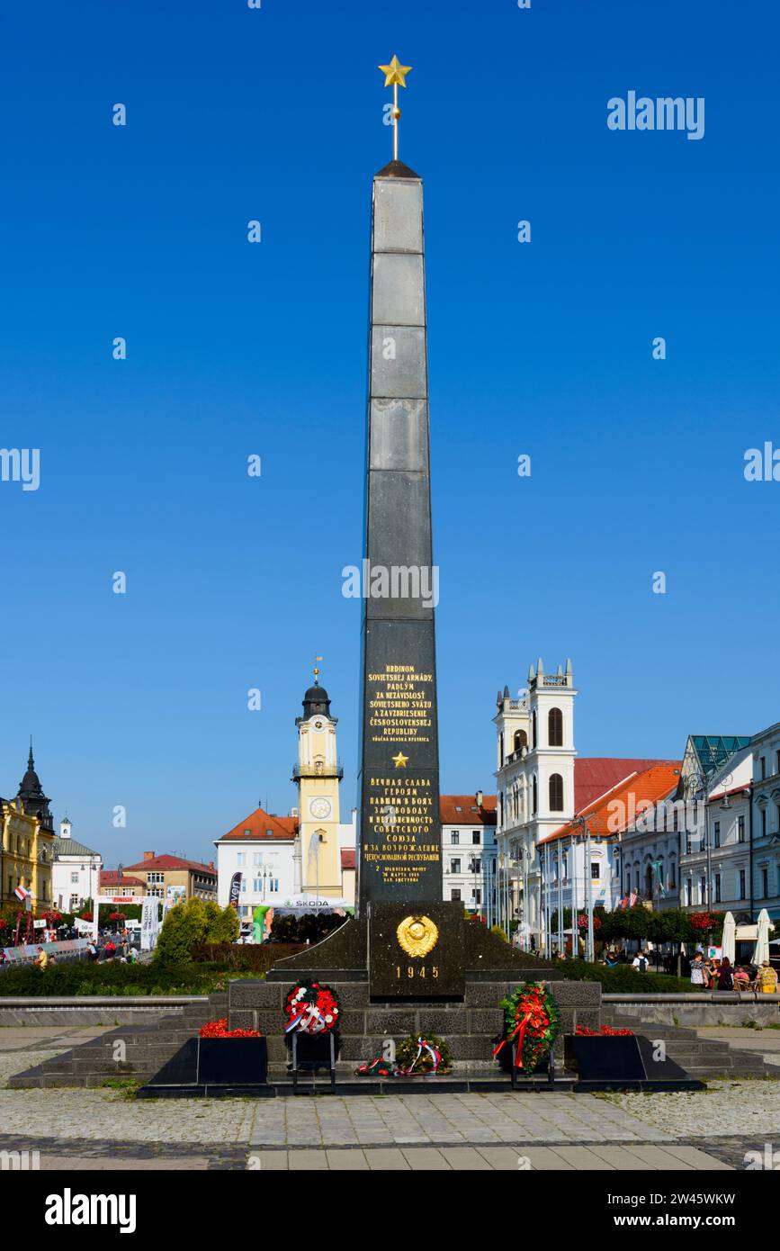 Denkmal für die gefallenen Helden der sowjetischen und rumänischen Armee, Banska Bystrica oder Neusohl, Kreis Banska Bystrica, Region Horehronie, Slow Stockfoto