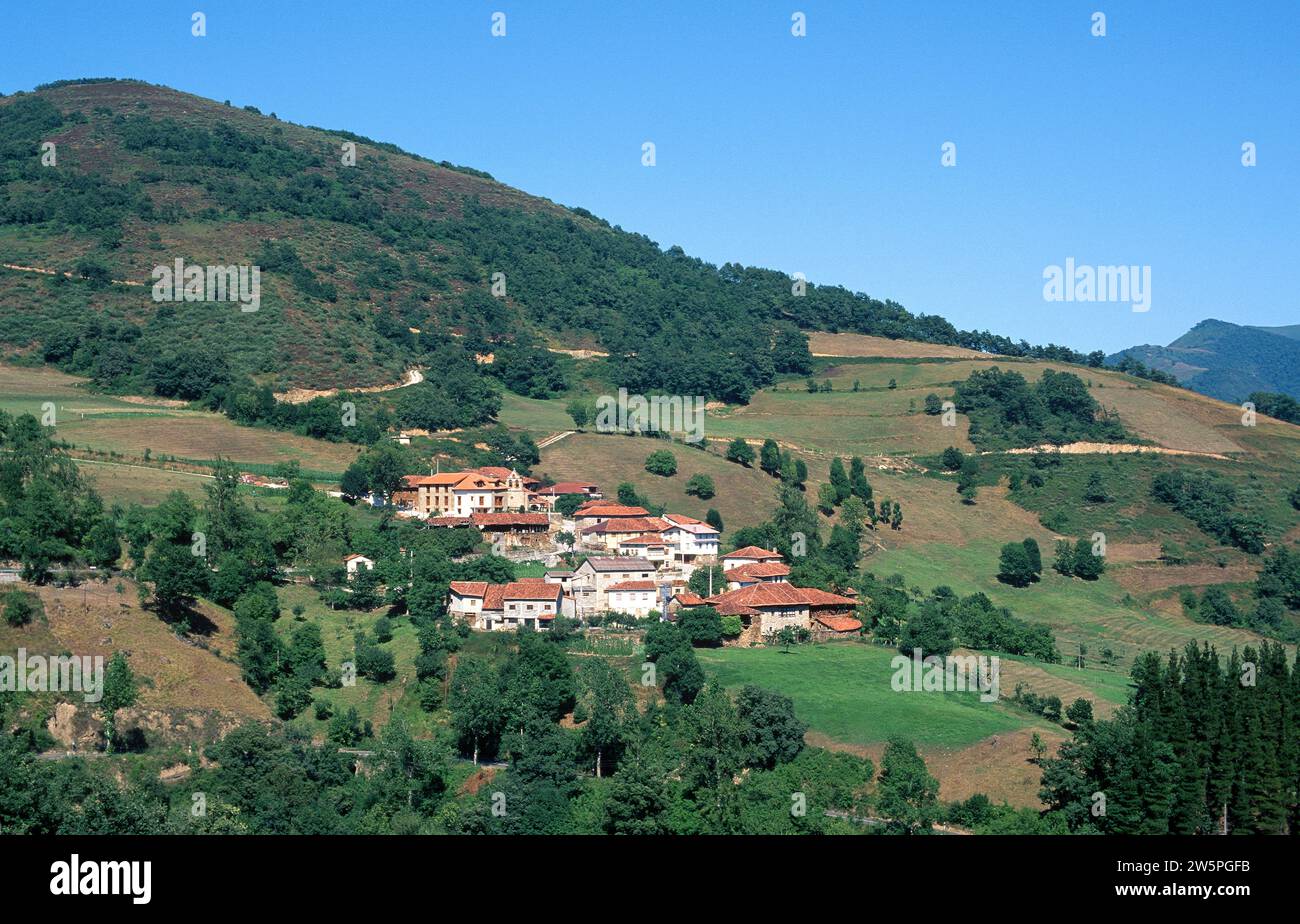 Dobarganes, kleine Stadt in der Nähe von Puerto de San Glorio, Kantabrien, Spanien. Stockfoto