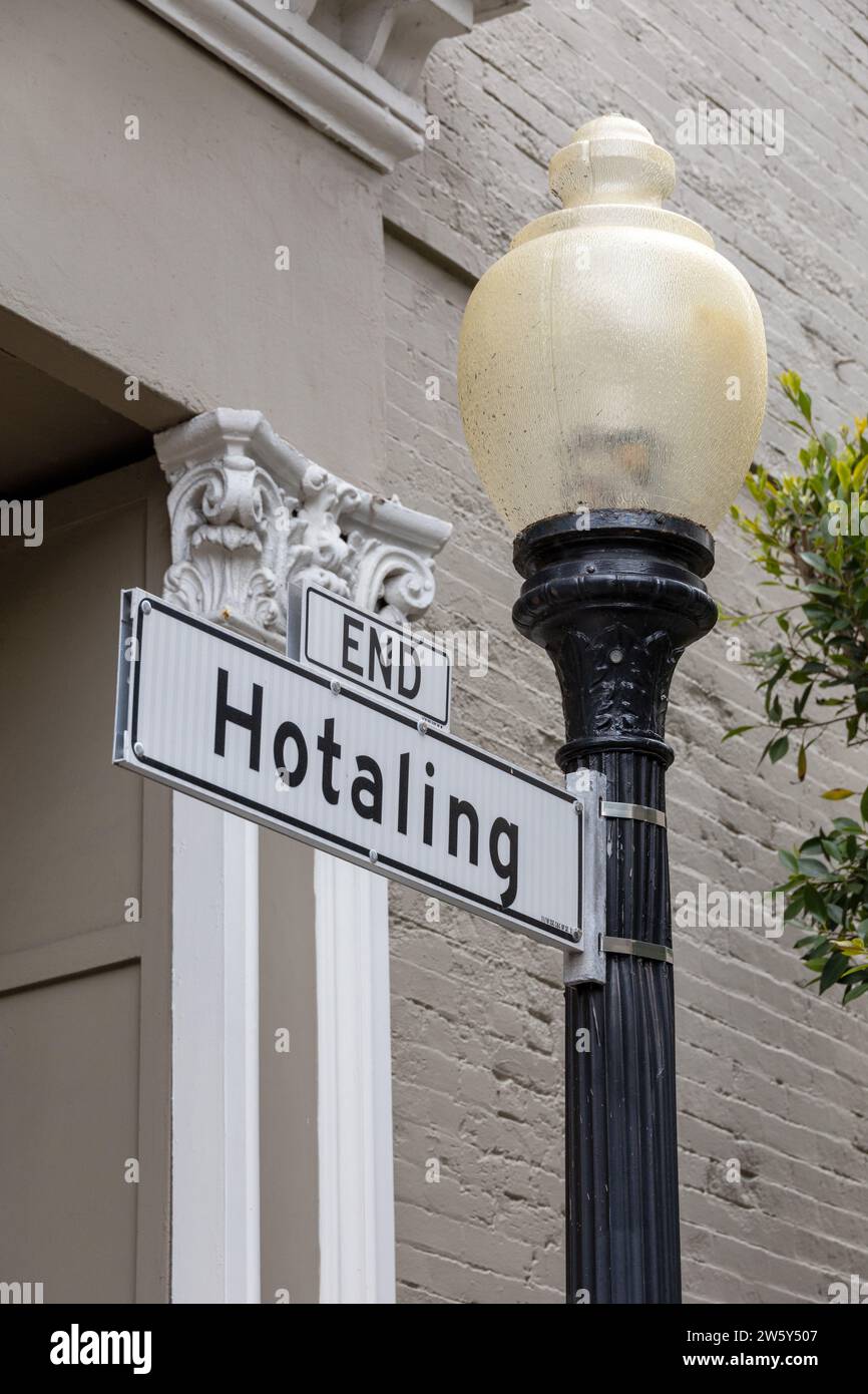 Hotaling Place Sign Post San Franciscos älteste Alley, 24. Juni 2023 Stockfoto