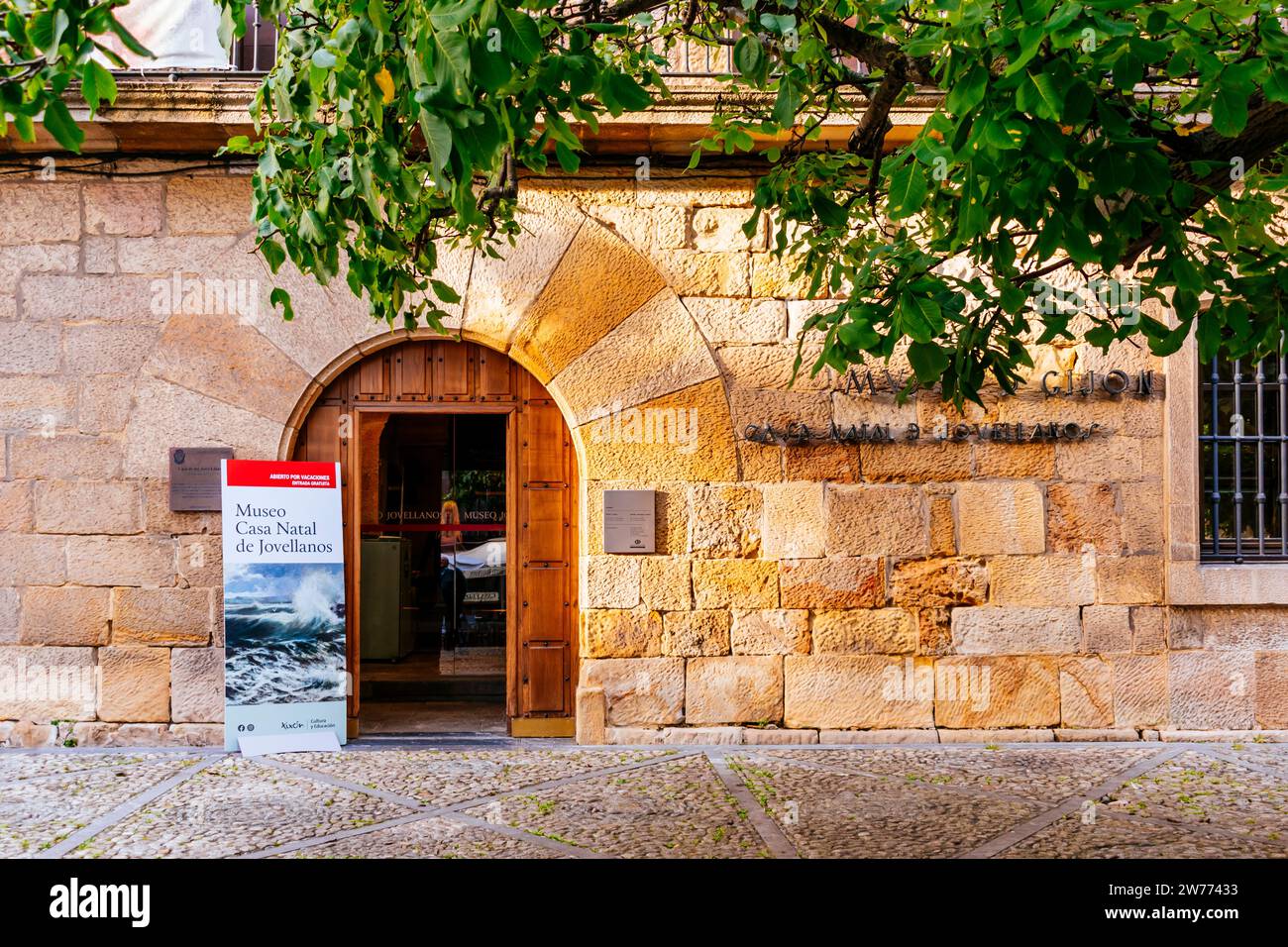 Jovellanos' Geburtshaus Museum. Gaspar Melchor de Jovellanos war ein spanischer neoklassischer Staatsmann, Schriftsteller, Philosoph und eine bedeutende Persönlichkeit des Zeitalters Stockfoto