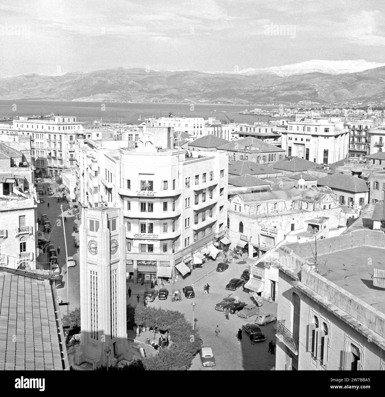 Blick auf Beirut von einem der Dächer ca. 1950-1955 Stockfoto