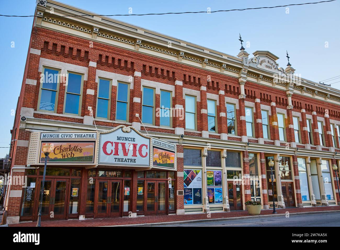Muncie Civic Theatre Red Brick Architecture Street View Stockfoto