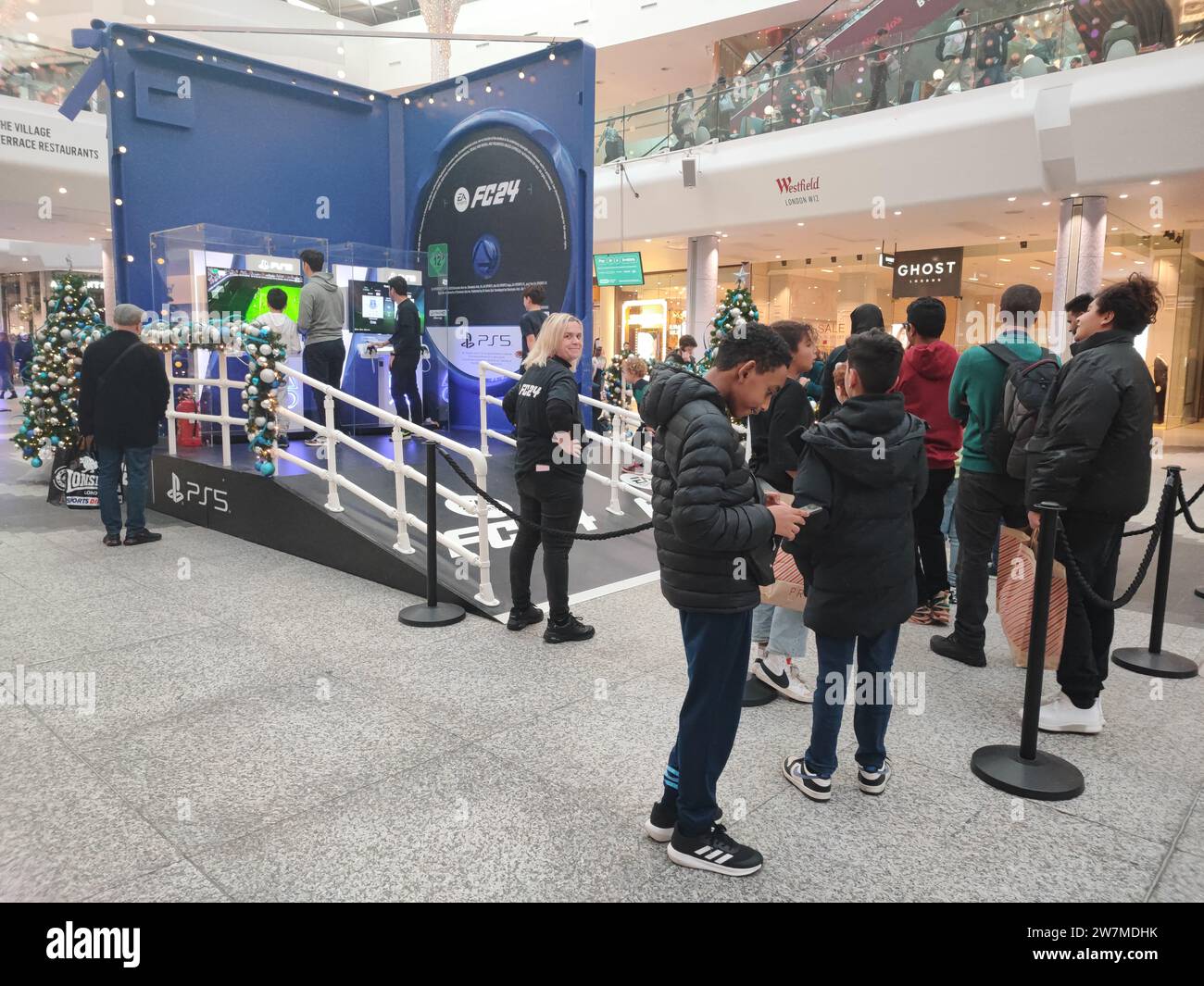 London UK 17. Dezember 2023 Einführung des LiveDemoSpiels FC 2024