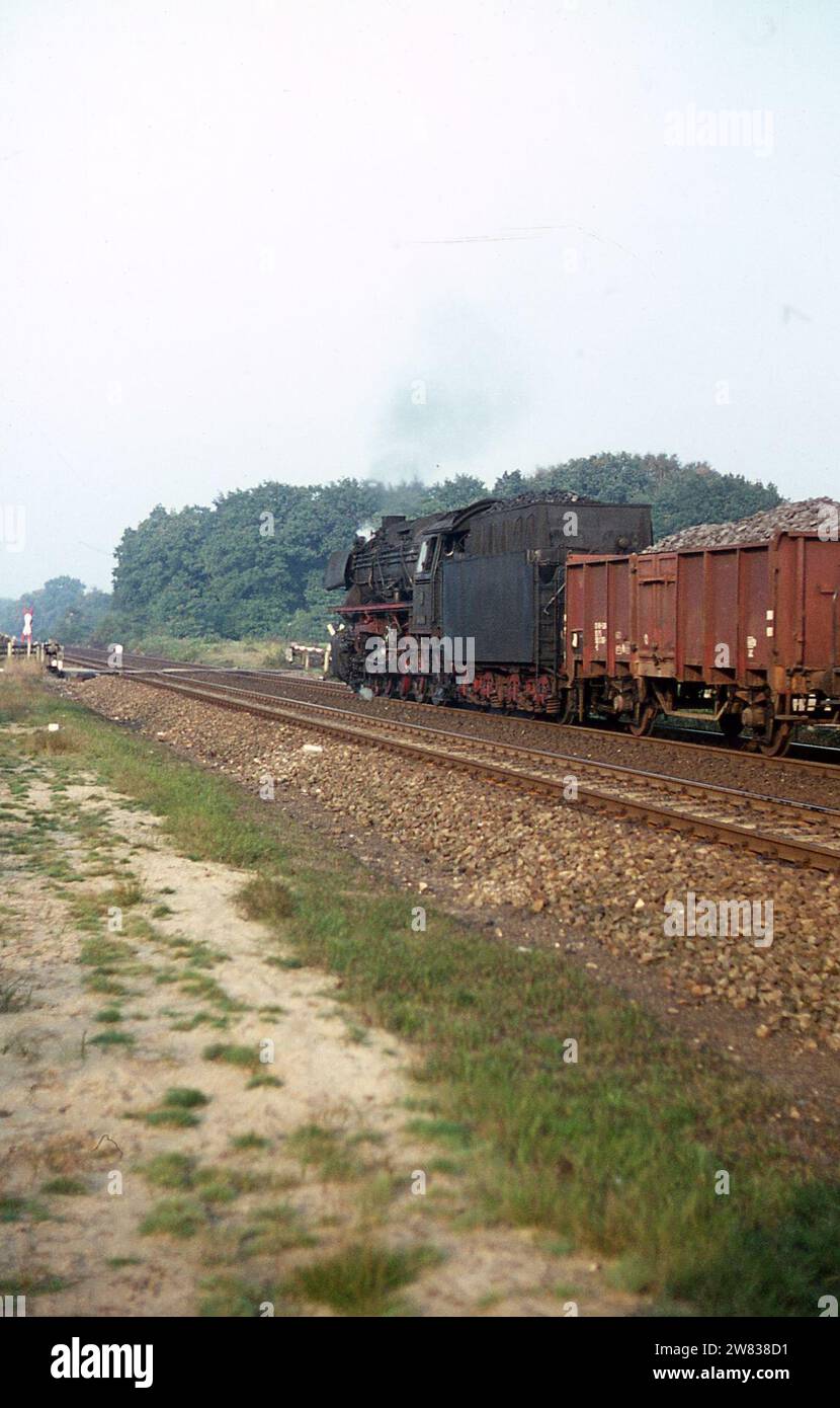 Eine Oktoberwoche 1970 in der Bundesrepublik Deutschland beim Fotografieren von Dampflokomotiven Stockfoto