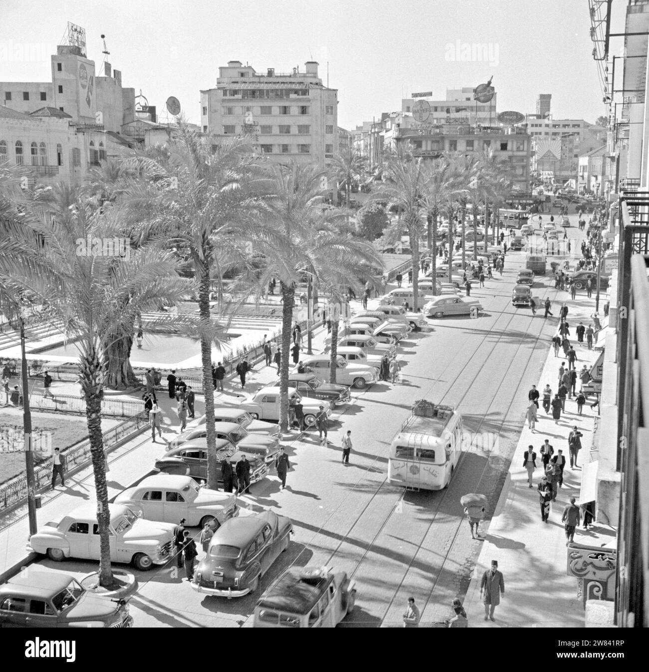 Straßenszene in Beirut CA. 1950-1955 Stockfoto