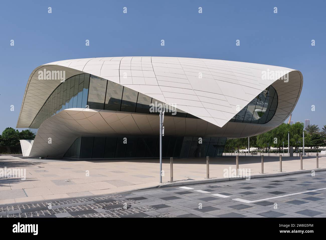 Die Außenfassade des modernen Etihad Museums in Dubai, VAE Stockfoto