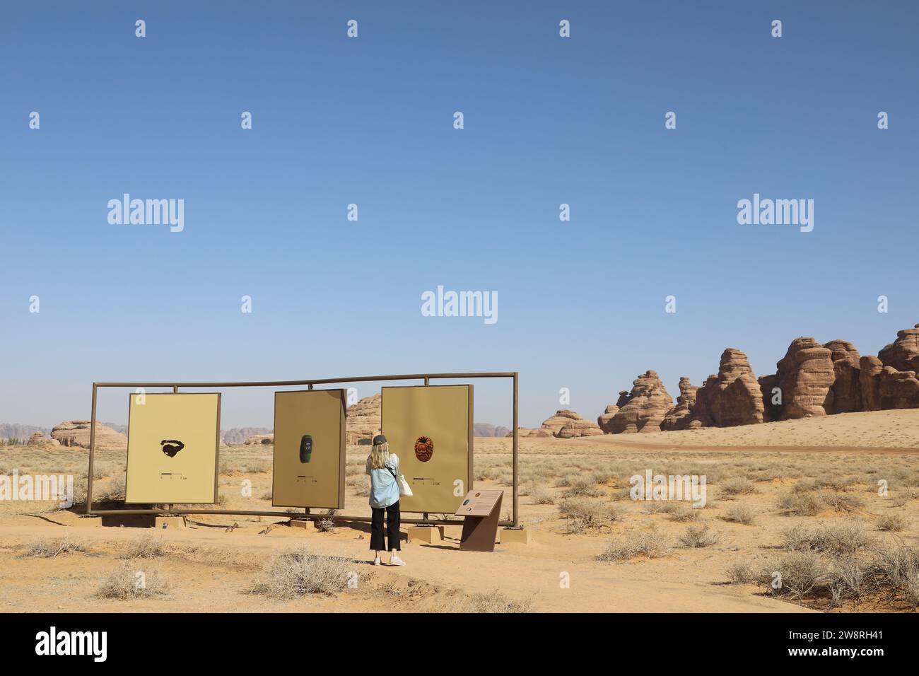 Touristeninformationstafeln in Alula in Saudi-Arabien Stockfoto