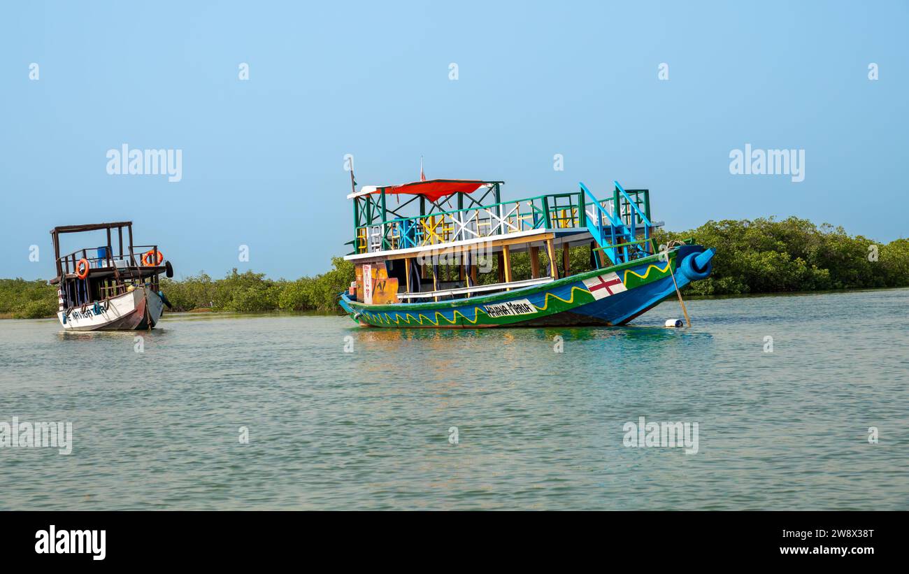 Traditionelle afrikanische Flussboote Stockfoto
