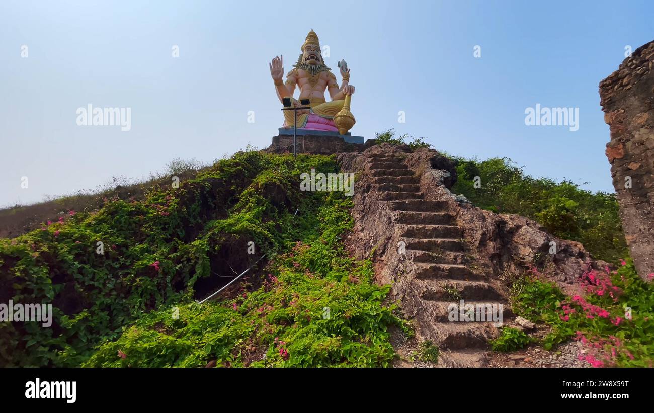 Sri Lakshmi Narasimha Swamy Tempel Sowmya Giri Kshetram Sri Lakshmi