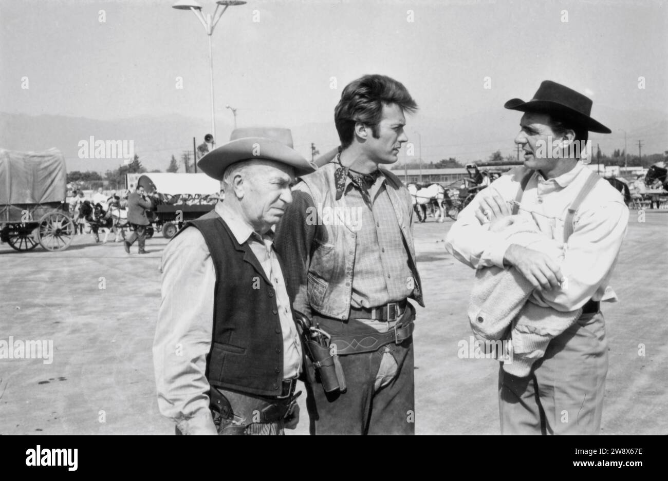 CLINT EASTWOOD um 1963 offen zu der Zeit, als er in der Fernsehserie RAWHIDE bei einer Cowboy/Western-Show für behinderte Kinder auftrat Stockfoto