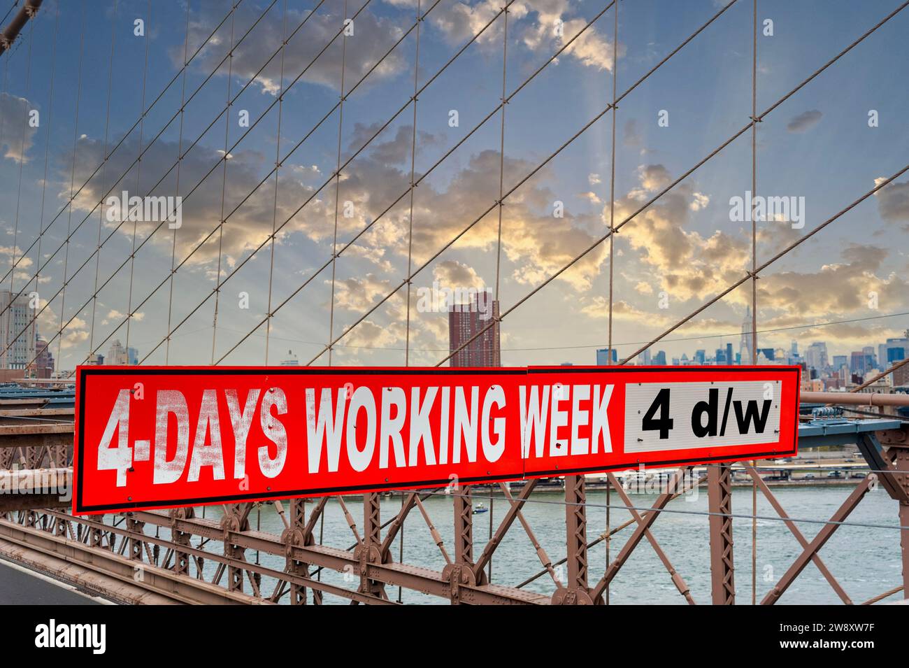 4 - Wochentag auf einem Verkehrsschild über der Stadt Stockfoto