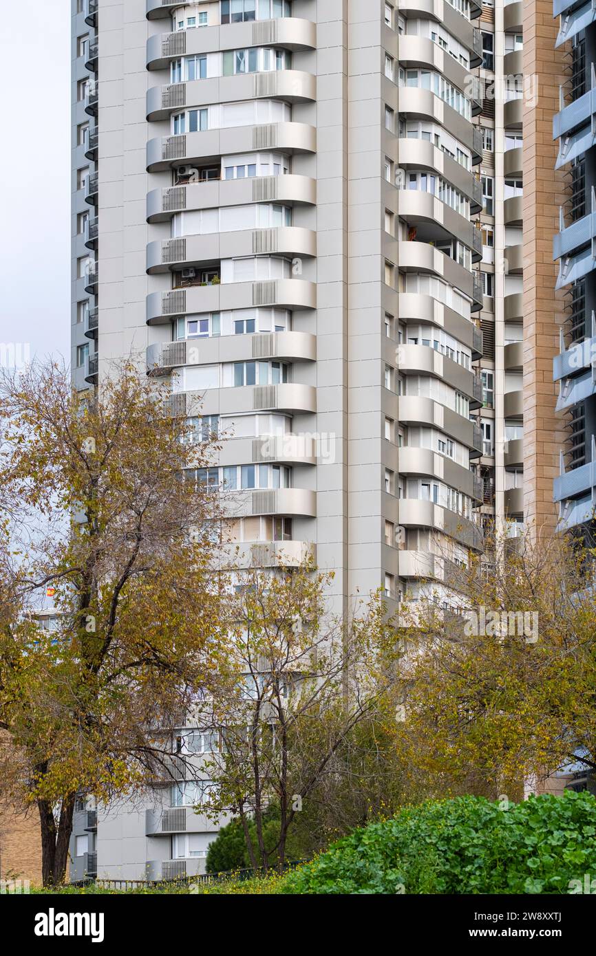 Moderner Apartmentblock in Madrid Stockfoto