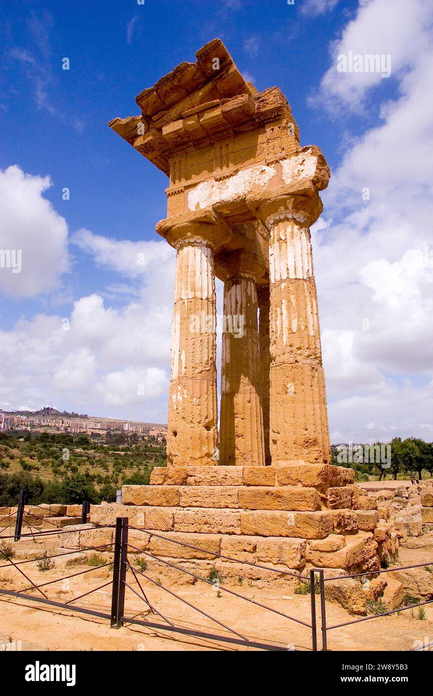 Agrigento, Castor und Pollux Tempel Stockfoto