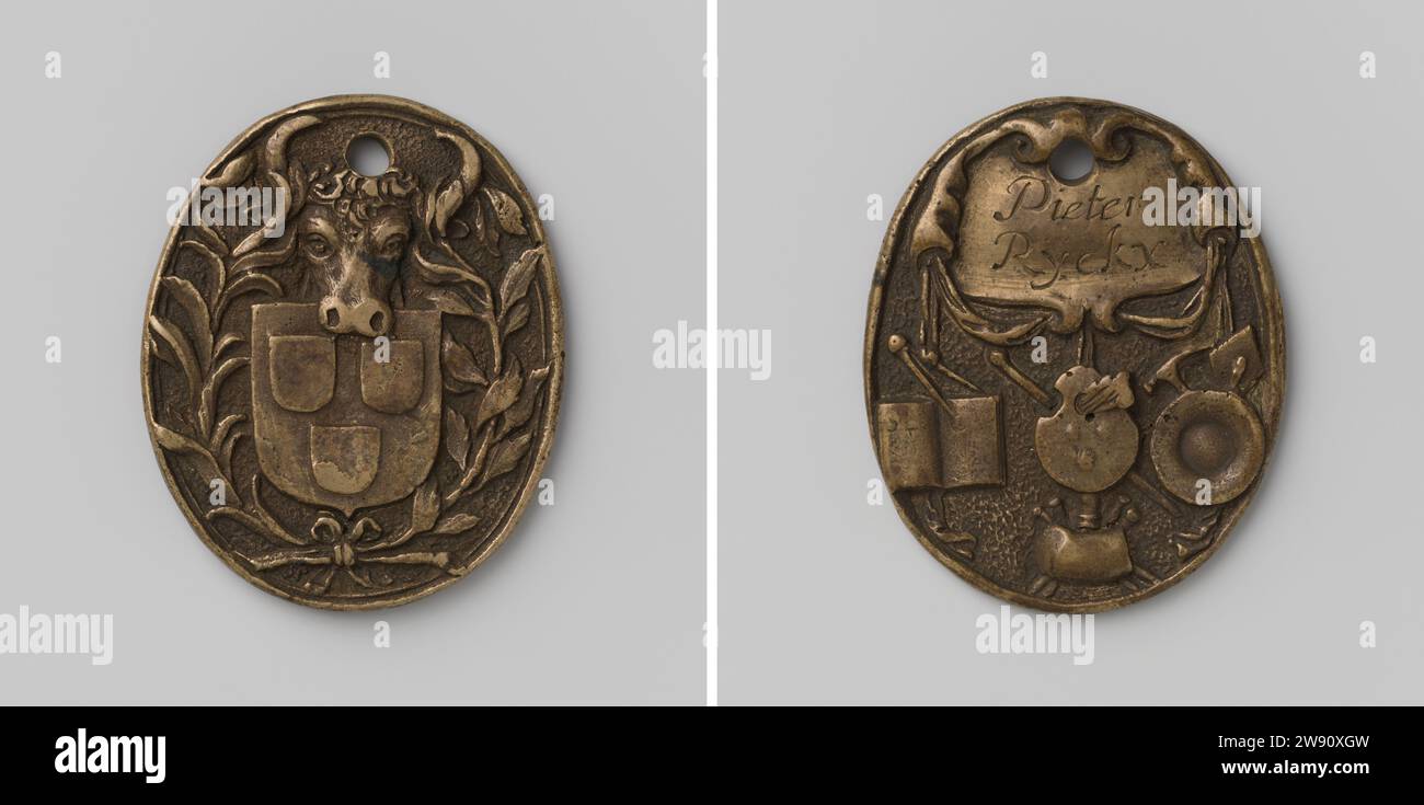 St. Lucas oder Gemälde und Konstwerkersgilde van Rotterdam, Gildepenning von Pieter Ryckx, Bildhauer, Anonym, um 1666 - um 1672 Medaille Messing Ovalmedaille mit Loch in ihr. Vorn: Ossekop über St. Lucaschild In Lauwerkrans. Straßenseite: Abteil mit Aufschrift über dem Skizzenbuch, Platte, Untertasse, Passant, Skulpturenhammer usw. Rotterdam Messing (Legierung) Guss/Gravur Rotterdam Stockfoto