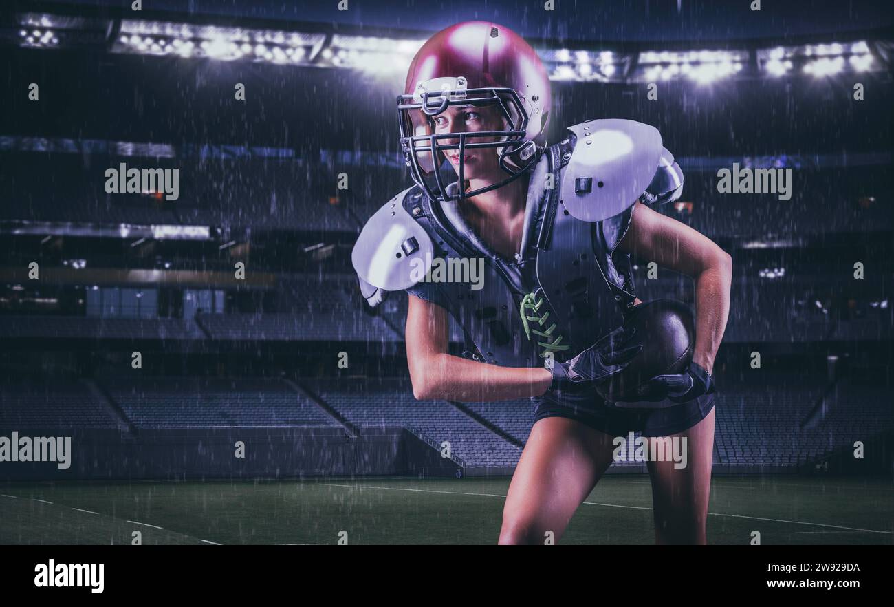 Bild eines Mädchens, das mit dem Ball durch das Stadion läuft, in Uniform eines American Football-Mannschaftsspielers. Sportkonzept. Gemischte Medien Stockfoto