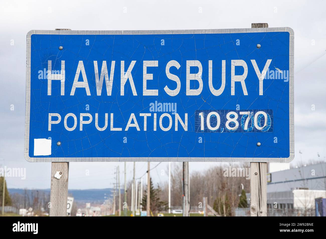 Bevölkerungszeichen der Stadt Hawkesbury in Ontario, Kanada Stockfoto