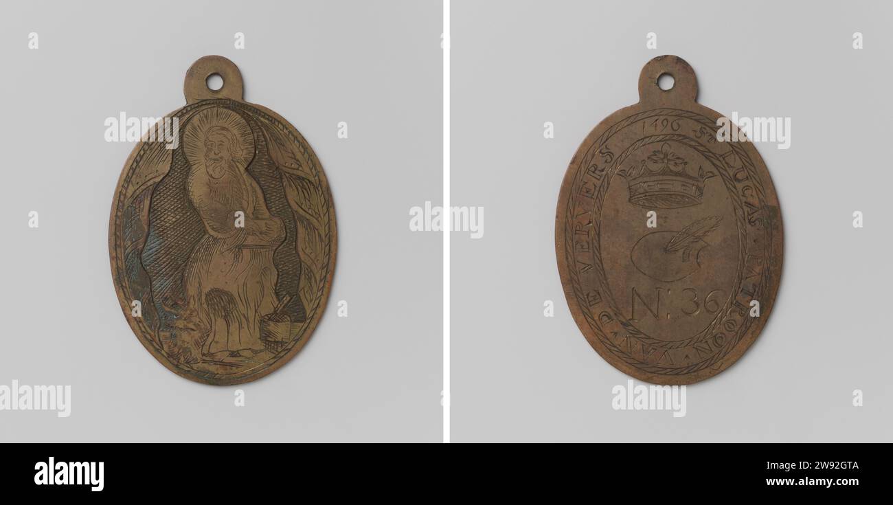 Verders oder St. Lucas Gilde von 's-Hertogenbosch, Gildepenning mit Nr. 36, Anonym, 1796 Medaille Messing ovale Medaille zum Tragen. Vorne: Stehende St. Lucas mit Aureool, schrieb in Buch; OS und Ververskkuip, wo Pinsel fähig ist, seine Füße zu halten. Rückseite: Ballige Palette über Abbildung 36 Innenabdeckung Bosch Messing (Legierung) mit Gravur Bosch Stockfoto