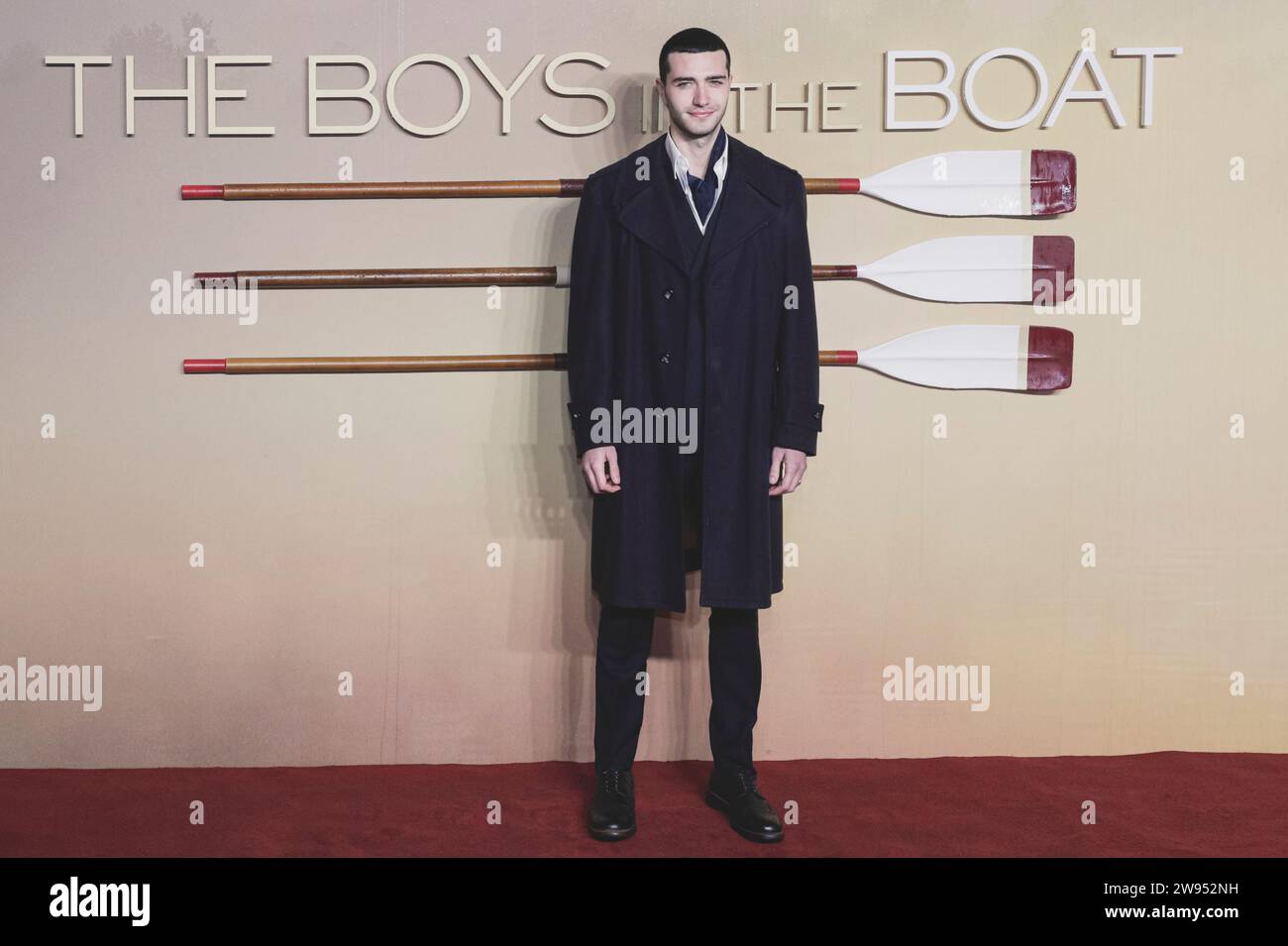 Bruce Herbelin-Earle, Schauspieler, nimmt an der Premiere „The Boys in the Boat“ in London Teil Stockfoto