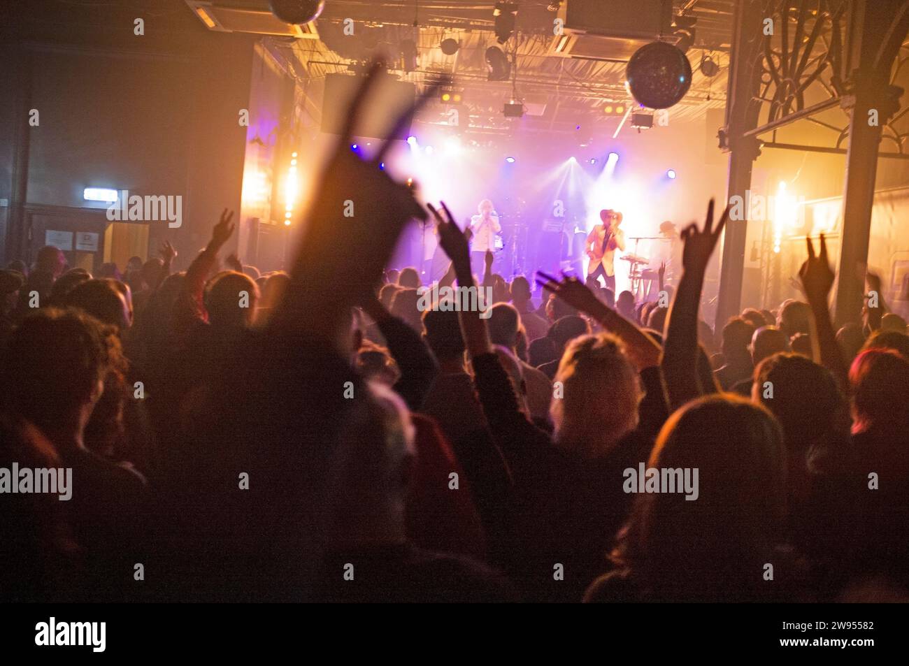 Ein beliebter Auftritt auf der Concorde 2 in Brighton Stockfoto