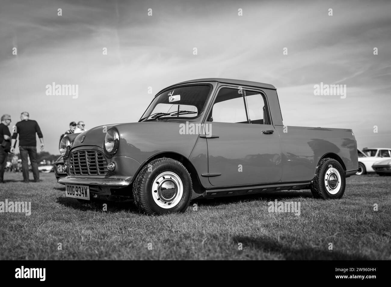 1980 British Leyland Mini Pickup (Mini 95) im Bicester Heritage Scramble am 8. Oktober 2023. Stockfoto